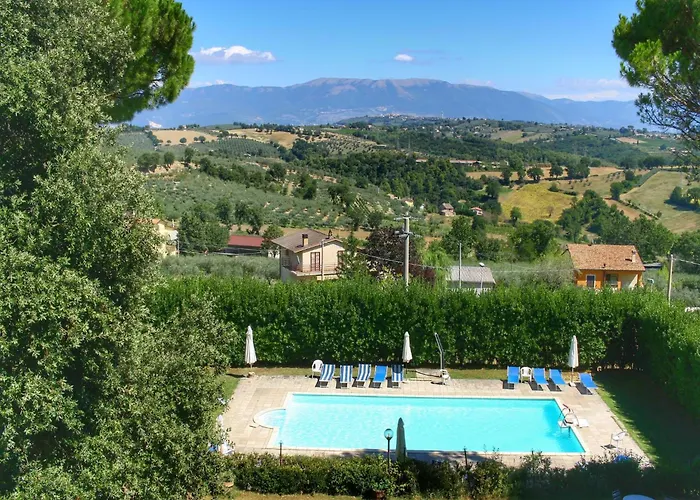 With Pool - Pets Welcome! Casa de Férias Gualdo Cattaneo